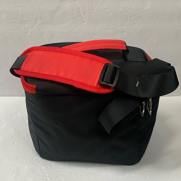 Disney Mickey Mouse Bag Insulated Square Igloo Cooler 9 Can Capacity New - Picture 5 of 12